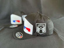 Load image into Gallery viewer, Essential crew chain stitch logo black and white