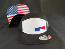 Load image into Gallery viewer, Essential crew chain stitch logo black and white