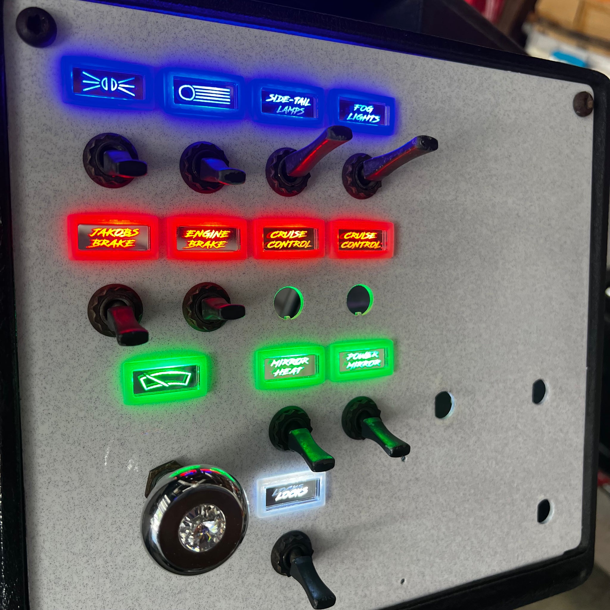 Das Labels DASH LABELS LED KIT KENWORTH TRUCKS – american trucking league